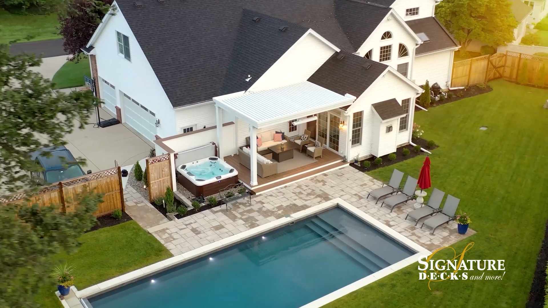 Pergola Product Reel